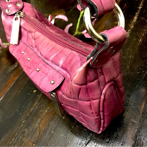 Cute Faux Croc Underarm Purse! - Picture 6 of 6